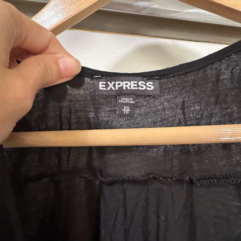 Express Tank Top - Picture 4 of 9
